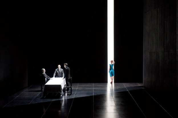 2014-15 Opéra Comique"AU MONDE" OPÉRA de Philippe Boesmans sur un livret de Joël Pommerat d’après sa pièce éponyme.